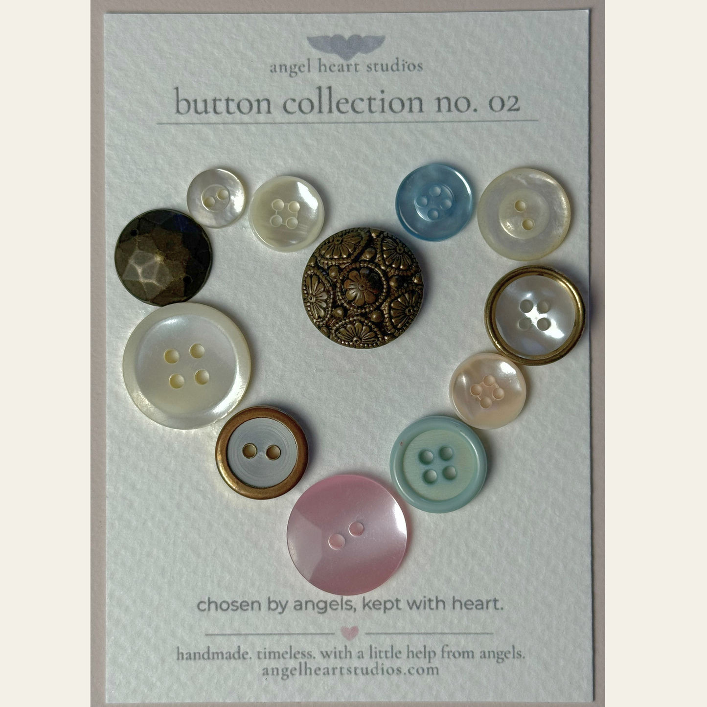 button collection no. 02 – mixed tones ♡